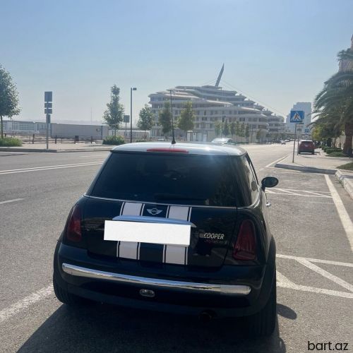 Mini Cooper S: 1.6 l | 2003 il 