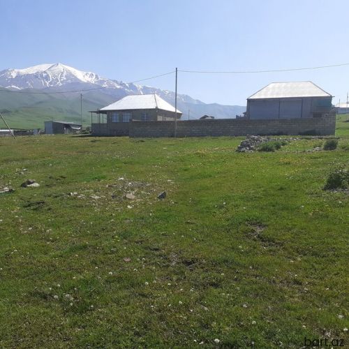 Daşkəsən Xoşbulaqda 2 sot torpaq satilir.
