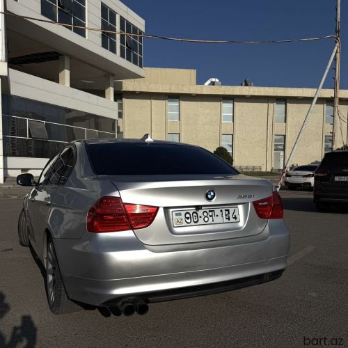 BMW 3 series: 3 l | 2009 il