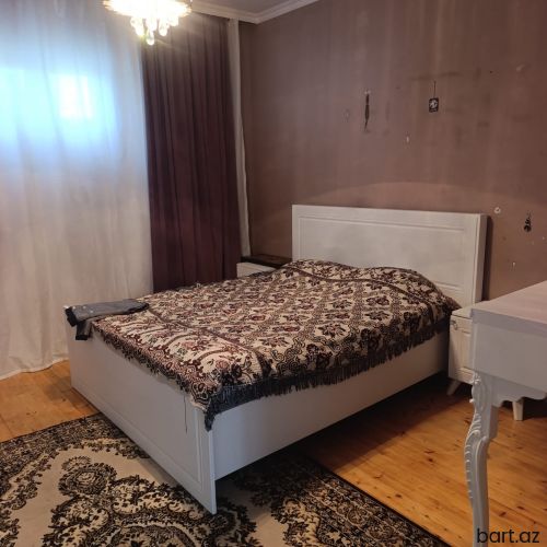 3 otaqlı həyət evi satılır