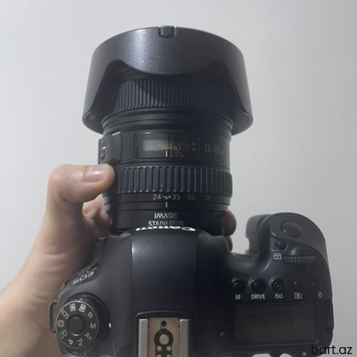 Canon EOS 6D Mark II 
