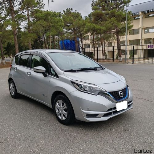 Nissan Note: 1.2 l | 2018 il
