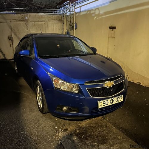 Chevrolet Cruze: 1.8 l | 2010 il 