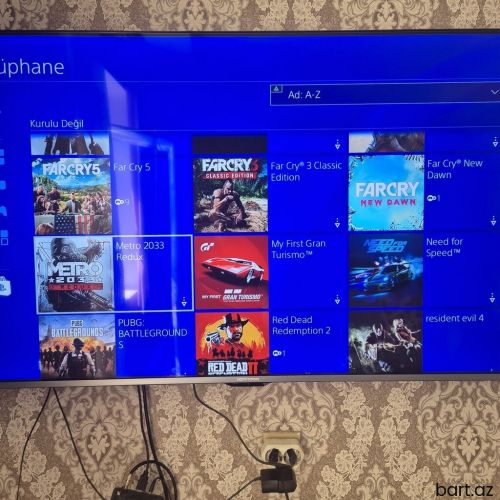 Play station 4 slim 