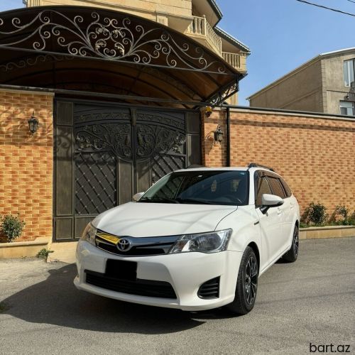 Toyota Corolla: 1.5 l | 2014 il