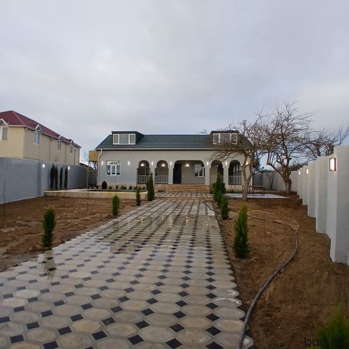  Buzovnada bağ evi