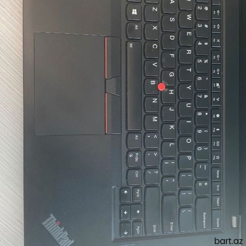 Intel Core i5, 8 GB, 14 
