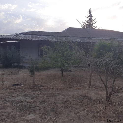 4 otaqlı həyət evi