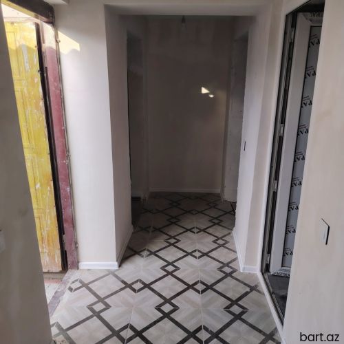2 otaqlı həyət evi satılır