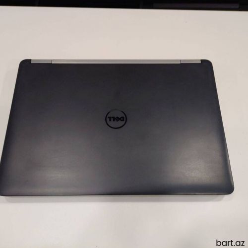 Intel Core i5, 8 GB, 14.3 