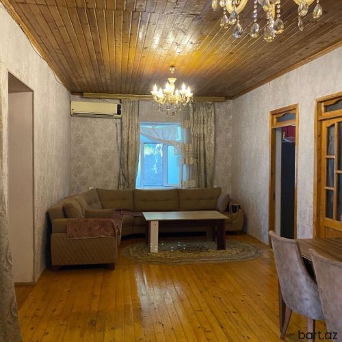 Buzovna Süvəlan yol 3 otaqli həyət evi satilir.