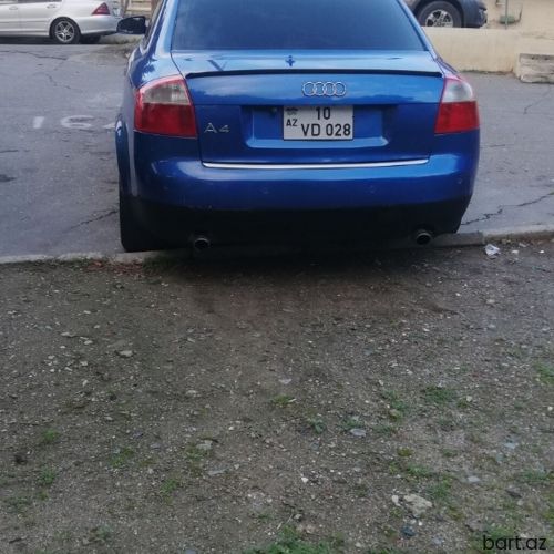 Audi A4: 2.4 l | 2003 il 