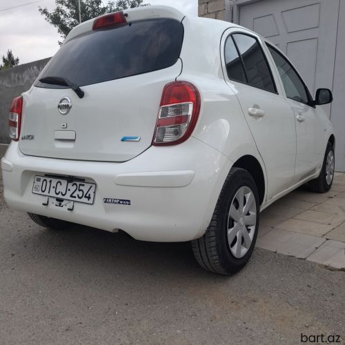 Nissan March: 1.2 l. | 2011 il | Sedan