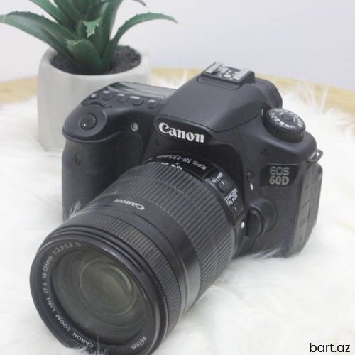 Canon 60D + 18-135 mm linza 