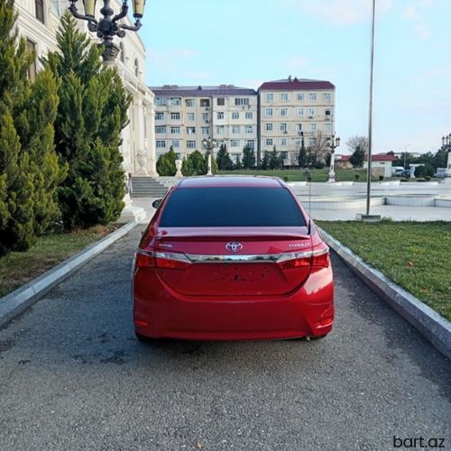Toyota Corolla: 1.6 l | 2014 il 