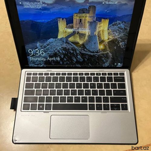Intel Core i7, 16 GB, 12.3 