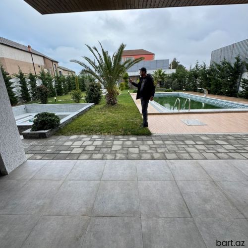 Mərdəkanda 5 otaqllı villa