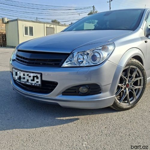 Opel Astra: 1.9 l | 2008 il