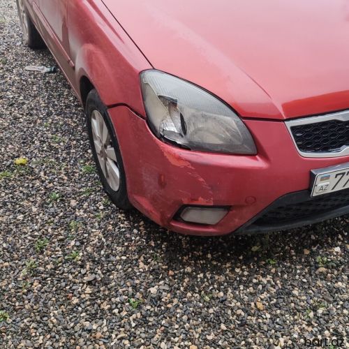 Kia Pride: 1.5 l | 2009 il 