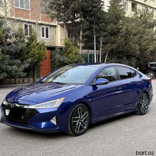 Hyundai Elantra: 1.6 l | 2021 il
