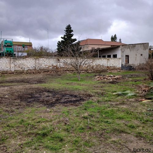 Buzovna  qəsəbəsində 15 sot torpaq sahəsi satılır