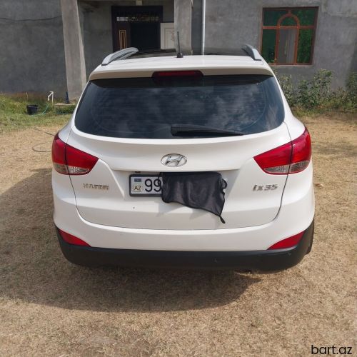 Hyundai ix35: 2 l | 2013 il 