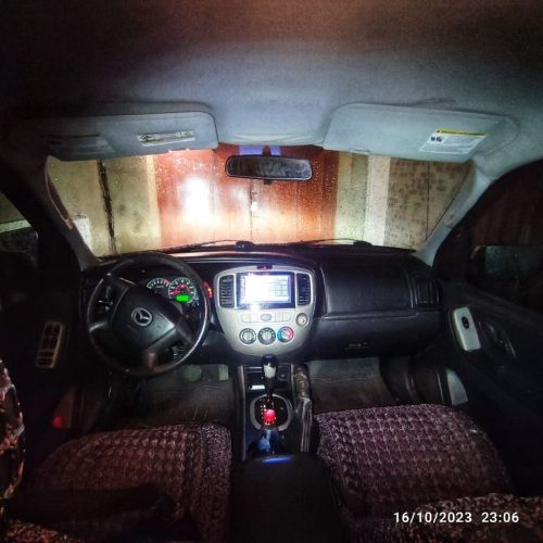 Mazda Tribute: 2.3 l | 2004 il