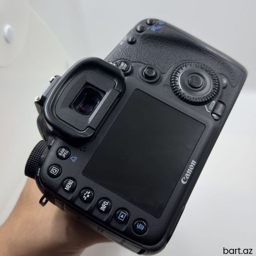 Eos canon 7d satılır. 