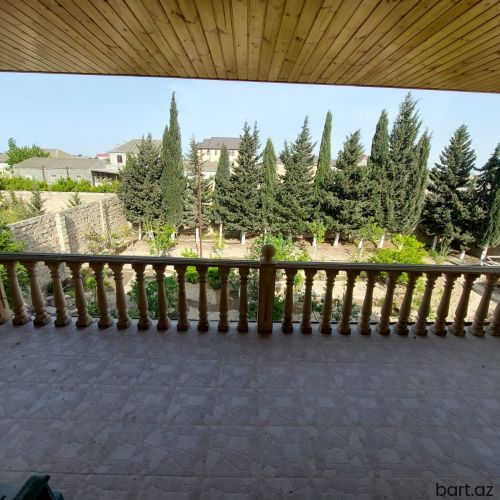 Buzovnada 6 otaqlı 2 mərtəbə həyət evi 