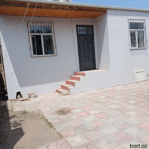 3 otaqlı həyət evi satılır