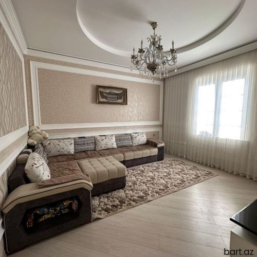 Həzi Aslanov qəs. 7 otaqlı villa satilir.