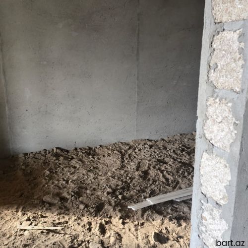 Buzovnada 4 otaqlı podmayak ev