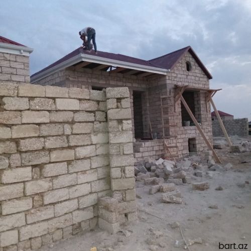3 otağlı həyət evi
