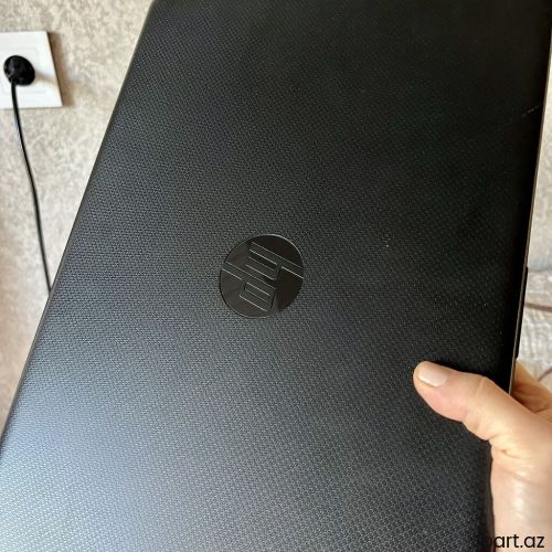HP 15.4 