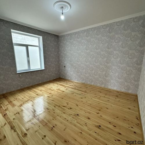 Məmmədli yol-da 4 otaqli həyət evi satilir.