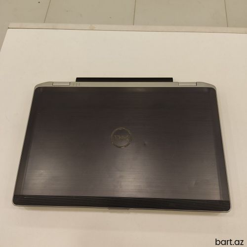 Intel Core i5, 4 GB, 15.6 