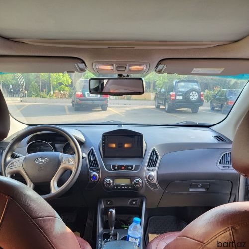 Hyundai ix35: 2.4 l. | 2010 il
