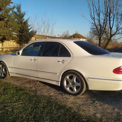 Mercedes-Benz 240: 2.4 l. | 1999 il