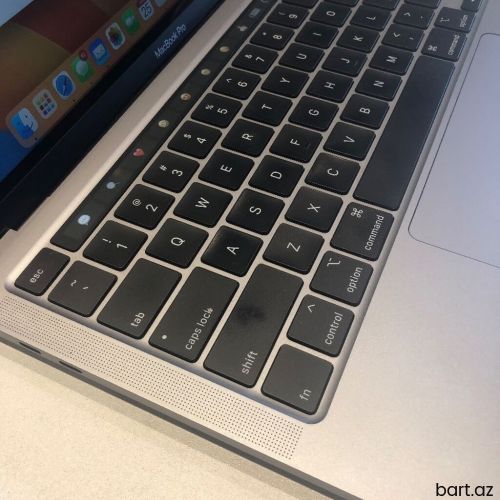 Intel Core i5, 16 GB, 13.3 
