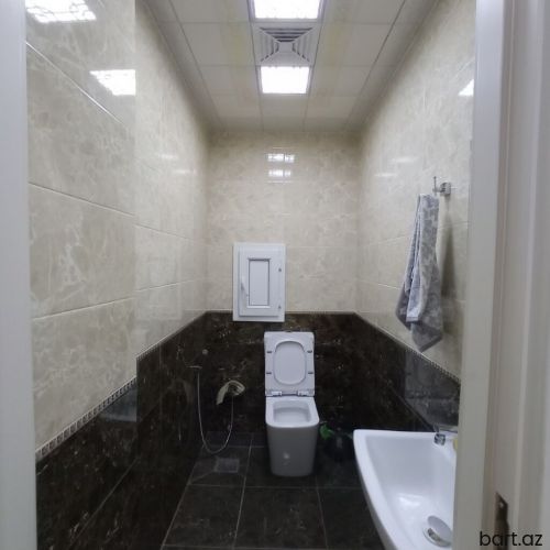 Xirdalanda 3 otaqli mənzil satilir.
