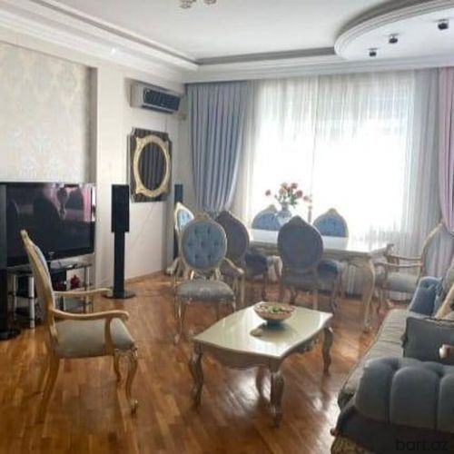 Yasamal rayonunda 2 otaqli mənzil satilir.