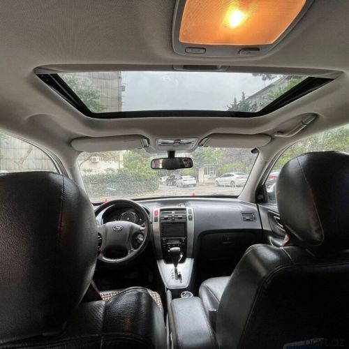 Hyundai Tucson: 2.7 l. | 2008 il