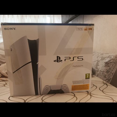 PlayStation 5 (PS5) 