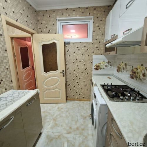 Xətai rayonunda 2 otaqli mənzil satilir.