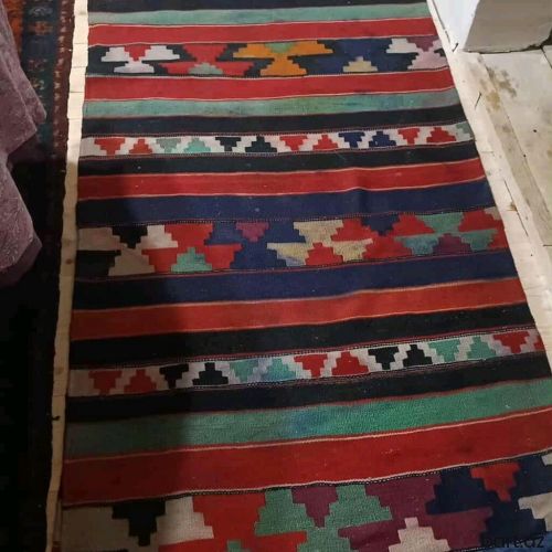 Qədim kilim 
