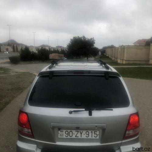 Kia Sorento: 3.5 l | 2005 il 