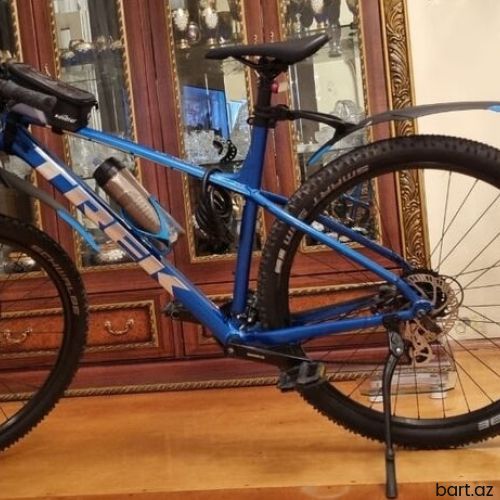 Velosiped(TREK)satilir.