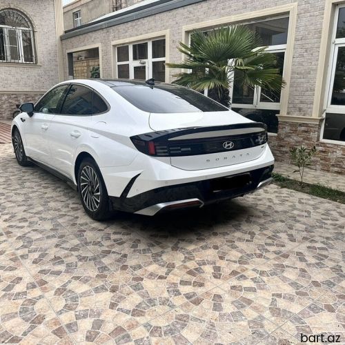 Hyundai Sonata: 2 l | 2024 il 