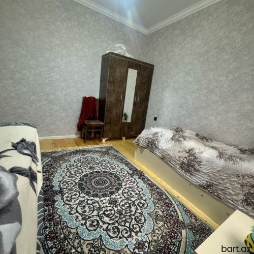 Zabrat qəs-də 4 otaqli həyət evi satilir.