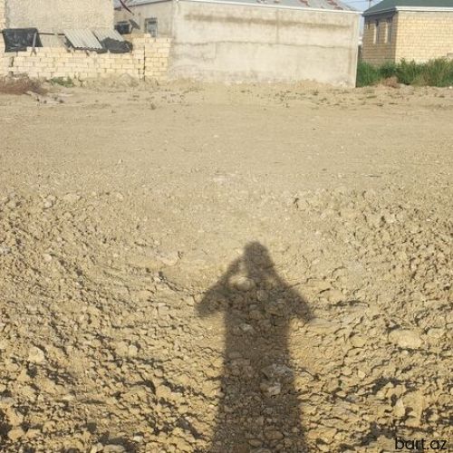 Sumqayitda 6 sot torpaq sahəsi satilir.